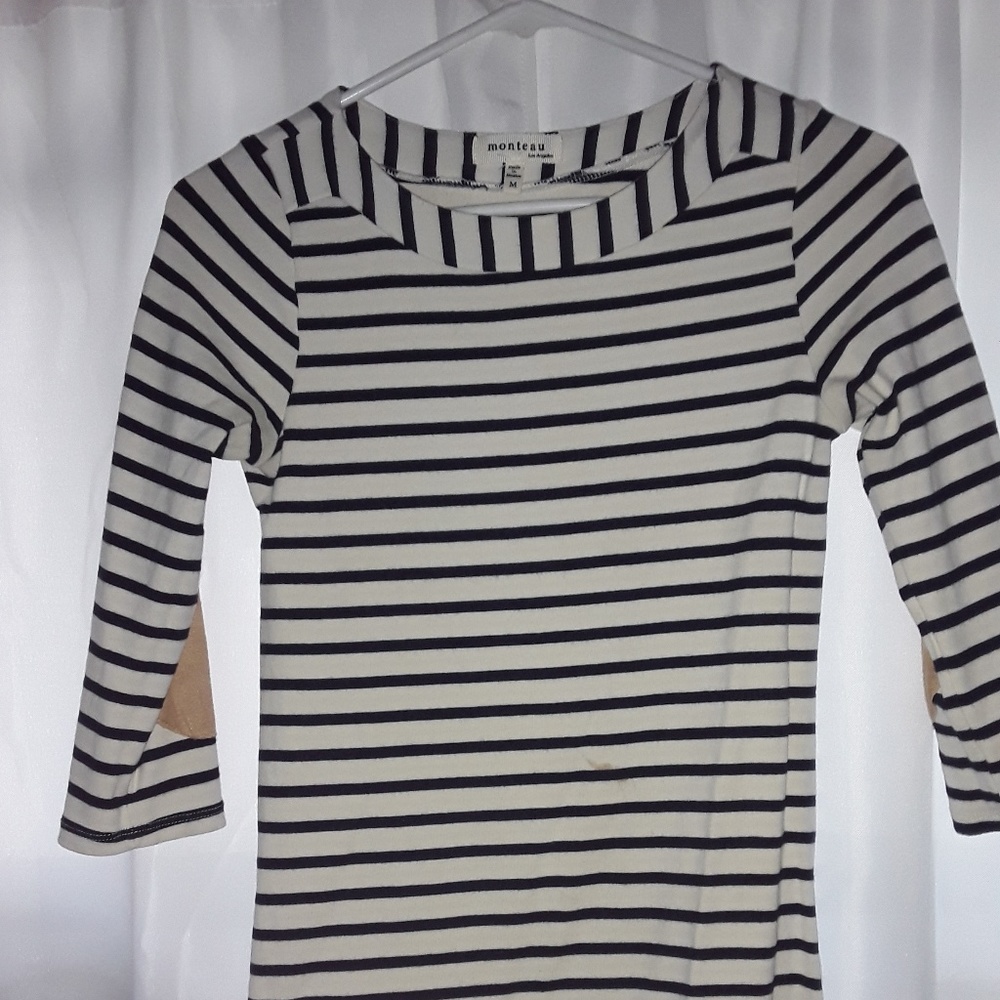 Sweater - Picture 2 of 2